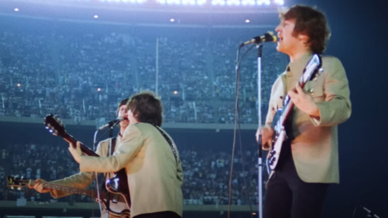 The Beatles anuncian 