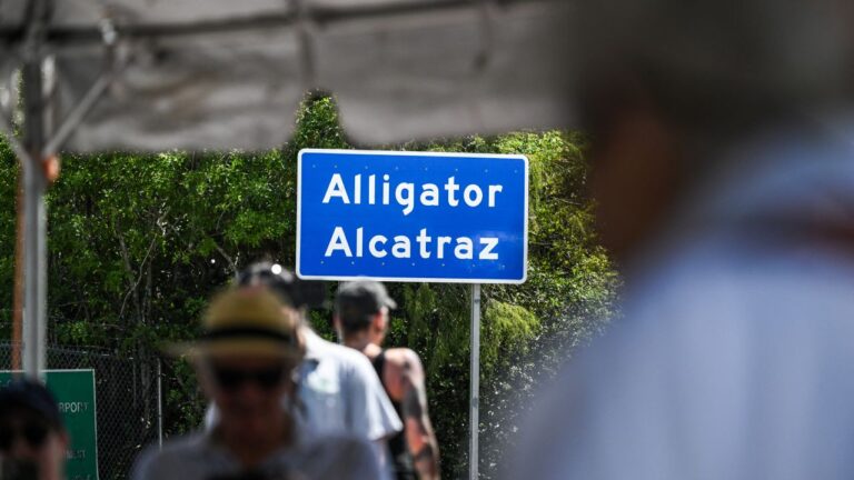 Alligator Alcatraz en jaque: Fallo judicial impide envío de nuevos detenidos y prisión podría ser cerrada