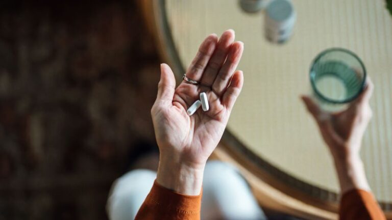 Un fármaco común para el infarto no funciona y podría aumentar el riesgo de muerte en algunas mujeres, según nuevos estudios