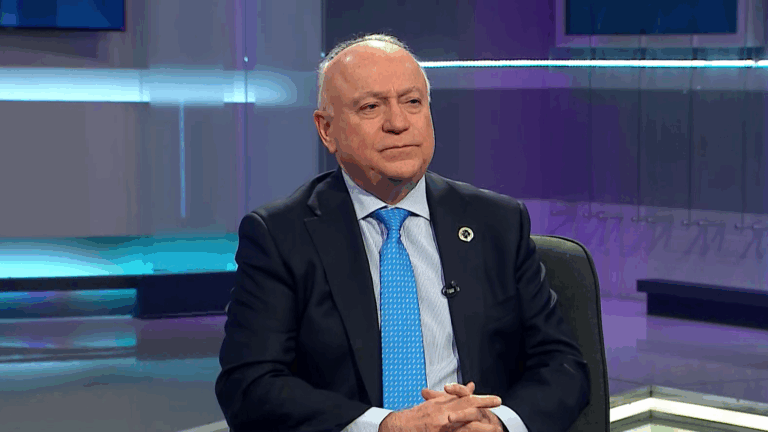 Santiago González, rector U. Central: 