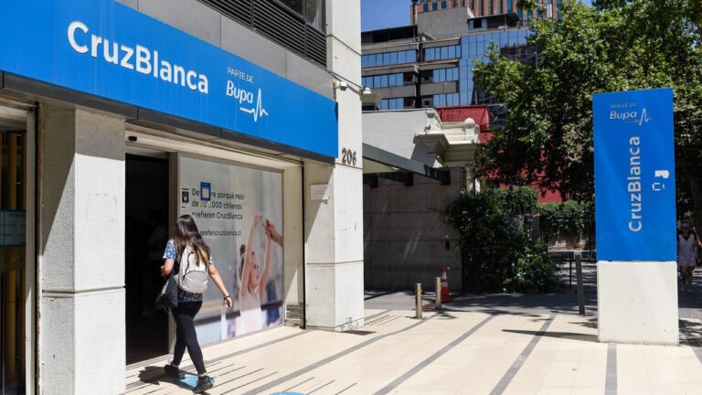 Cinco Isapres tendrán alza en el valor de sus planes de salud a partir de septiembre: ¿De cuánto es el aumento?