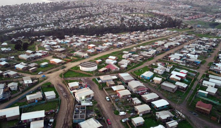 Fracasa acuerdo entre Gobierno e inmobiliaria por megatoma en San Antonio: 10 mil personas siguen bajo amenaza de desalojo