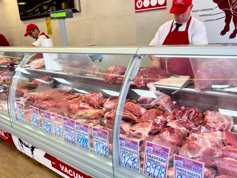 Inflación se modera: IPC de agosto da la sorpresa al registrar la primera variación nula del año