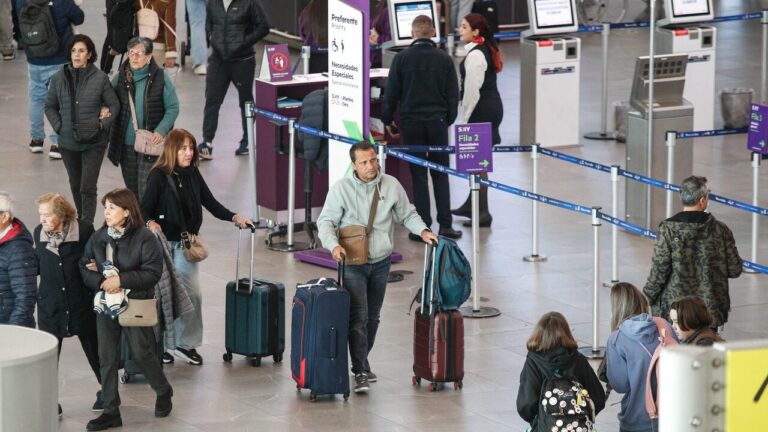 Tráfico aéreo: Más de 19 millones de pasajeros fueron transportados entre enero y agosto de 2025