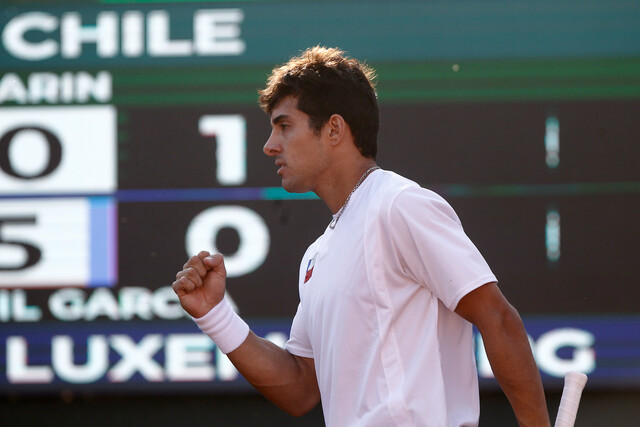 Cristian Garin le dio el primer punto a Chile en la Copa Davis