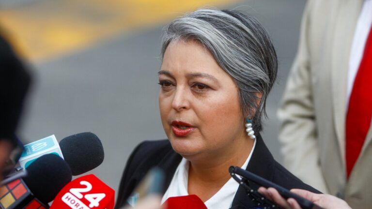 Jeannette Jara confirma que impulsará la tramitación del proyecto de aborto libre si llega a La Moneda