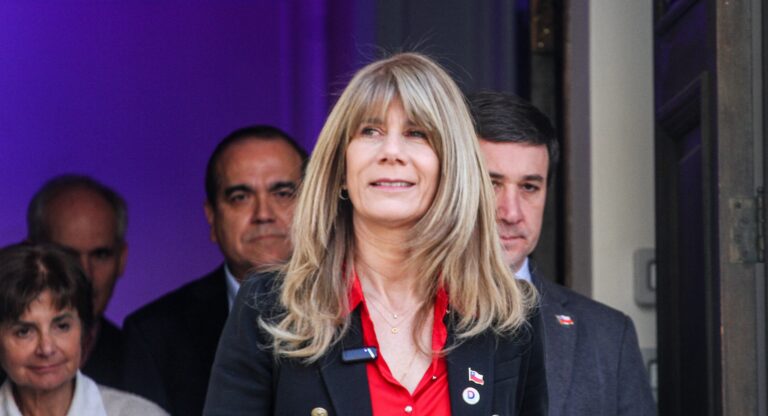 Tras inhabilitación, Rincón dice que Vodanovic “no quiso poner la cara” y que el PS-DC “no es la primera vez que me sacan de carrera”