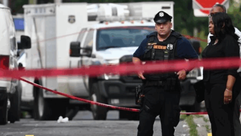 Tiroteo en colegio de Colorado deja dos heridos y un estudiante muerto tras dispararse