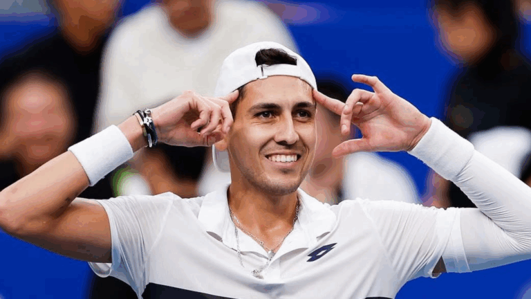 Alejandro Tabilo celebra título en Chengdú: “Es un sueño hecho realidad”