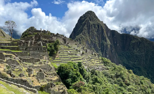 La antigua ciudadela inca de Machu Picchu en el valle de Urubamba, cerca de la ciudad andina de Cusco, Perú. Mariana Suárez/AFP/Getty Images