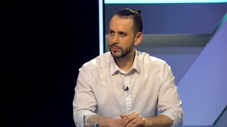 Diputado Giordano apunta al PC por haber inscrito a Jadue: 