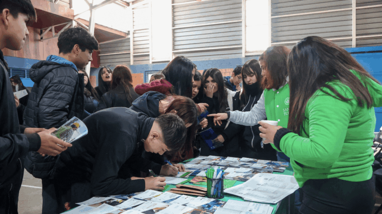 Comienza postulación al FUAS 2026: Las 10 carreras más caras de Chile