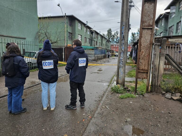 Bajos de Mena: Hombre es asesinado a tiros en plena vía pública