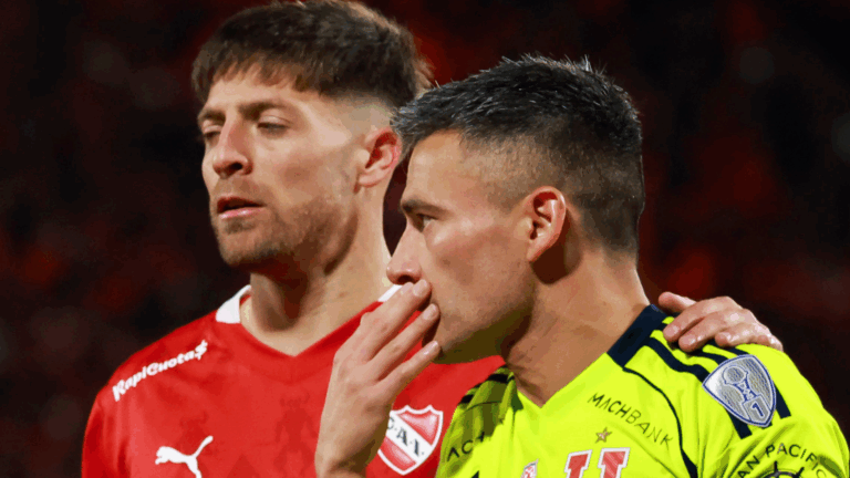 Conmebol hace justicia: Desclasifica a Independiente y ratifica el paso de Universidad de Chile a cuartos de final de la Copa Sudamericana