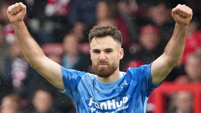 Ben Brereton Díaz rompe su sequía y anota un golazo para el Derby County