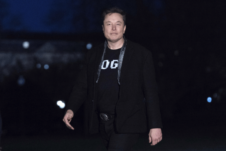 Tesla propone paquete salarial histórico a Elon Musk: Podría recibir hasta 1 billón de dólares