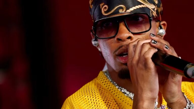 Eliminan fechas de la gira de D4vd tras el hallazgo del cuerpo de una joven en un auto de su propiedad en Los Ángeles