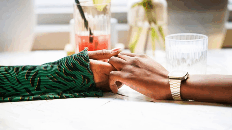 Citas a los 40 años: Una dinámica que pretende lograr cercanía en la era de las apps y lo digital