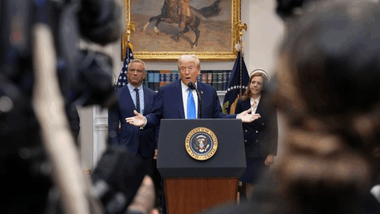 Trump dice que en Cuba “no hay autismo porque no tienen dinero para Tylenol”: El sistema de salud cubano lo contradice