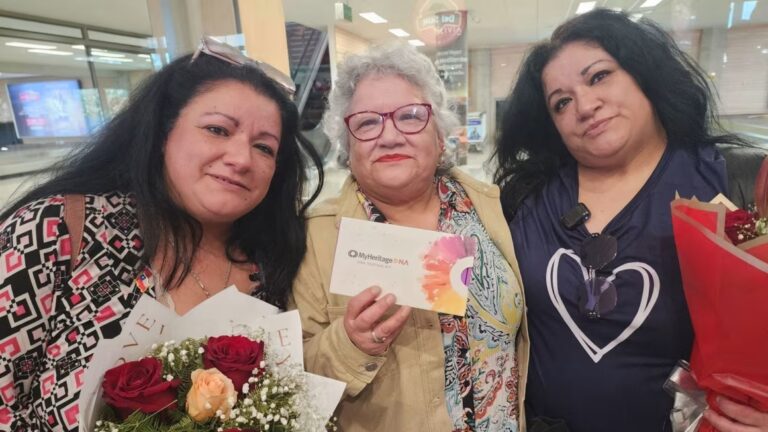 María Verónica Soto, la madre chilena que se reencontró con sus hijas gemelas por primera vez en 45 años