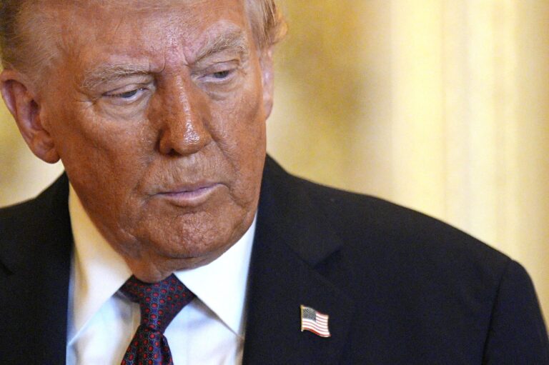 Juez rechaza demanda de Trump contra The New York Times por ser 