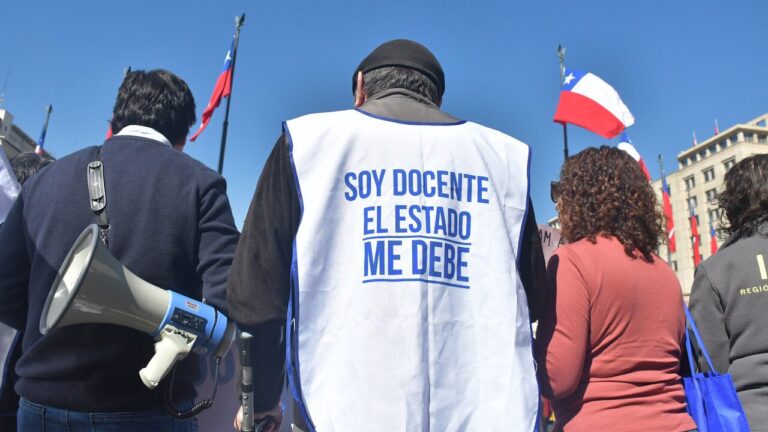 Comienza pago de la primera cuota de la Deuda Histórica: Más de 15 mil profesores y profesoras recibirán el aporte