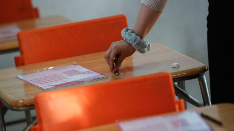 Hablan los examinadores que no supieron a qué establecimiento ir para tomar el Simce: 