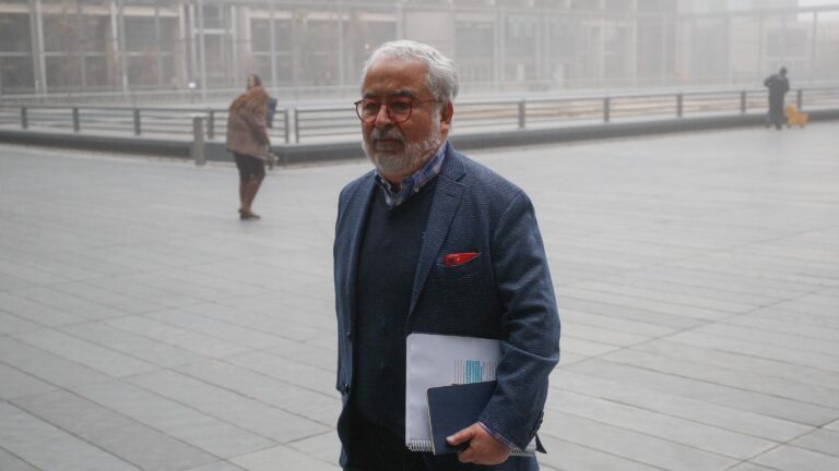 Tribunal autoriza a Luis Hermosilla a suspender el arresto domiciliario por la muerte de su padre