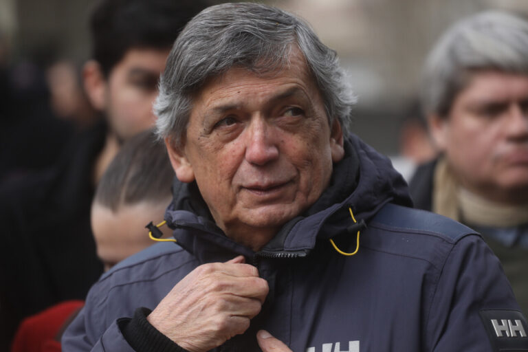 Lautaro Carmona no descarta apoyo del PC a acusación constitucional contra Diego Pardow: 