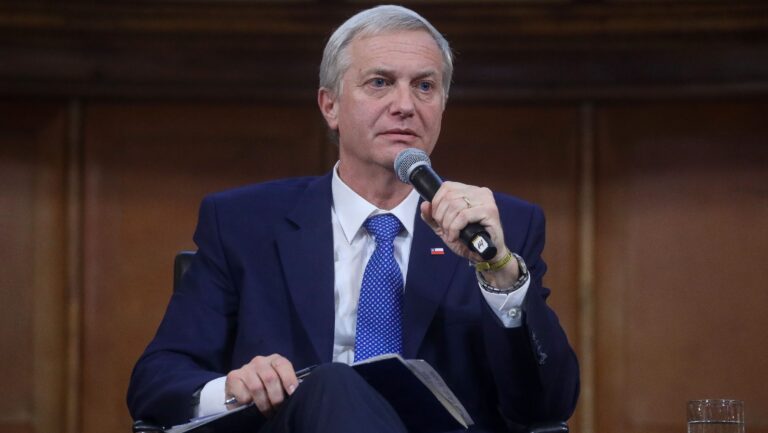 Kast responde a Boric tras alusión en cadena nacional por Presupuesto: 