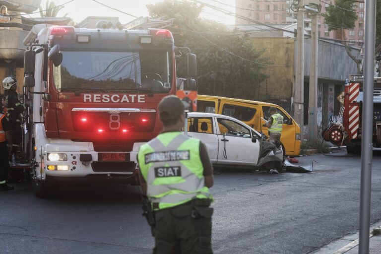 Alcalde de Recoleta anuncia querella contra detenidos por choque a furgón en que murió un niño de 12 años