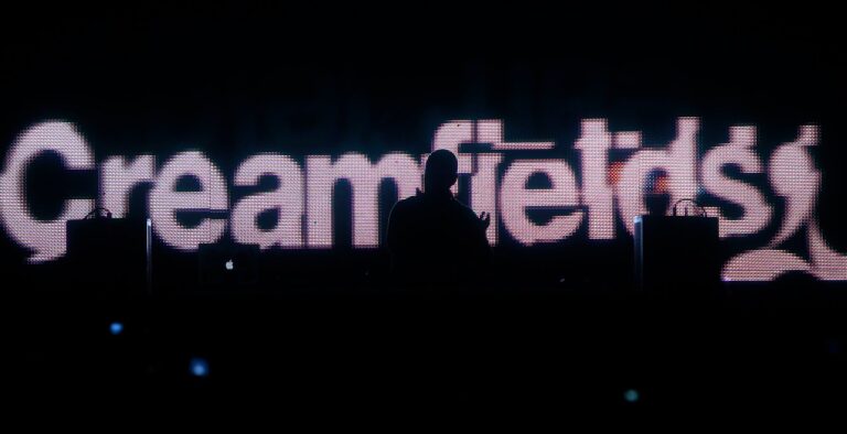 Sernac oficia a Street Machine tras decenas de reclamos de asistentes a Creamfields 2025