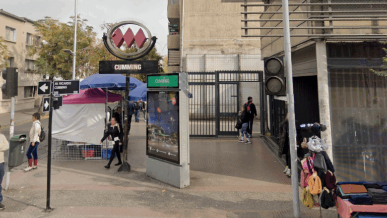 Balean a hombre en la entrada del metro Cumming: Estación fue cerrada por procedimiento policial