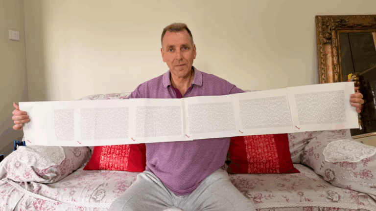 Hombre ostenta el Récord Guinness por su nombre: Tiene más de 2 mil palabras y demora 20 minutos en decirlo