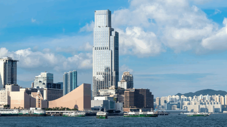 Este hotel fue elegido como el mejor del mundo en 2025: Es un rascacielos frente al mar