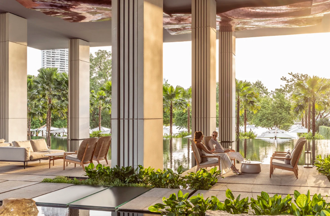 Four Seasons Bangkok en el río Chao Phraya : El complejo urbano a orillas del río en el corazón de Bangkok ocupó el segundo lugar en la lista tan esperada. Four Seasons Bangkok en el río Chao Phraya