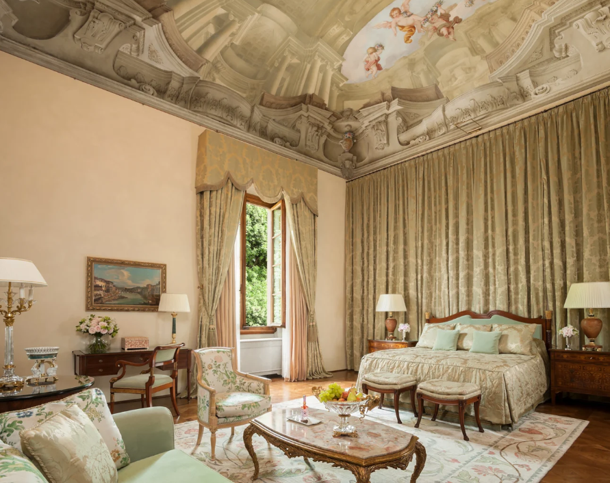 Four Seasons Firenze, Florencia, Italia: Situado en el jardín privado más grande de Florencia, el Four Seasons Firenze fue uno de los dos hoteles italianos que llegaron al top 10. Cuatro Estaciones Florencia