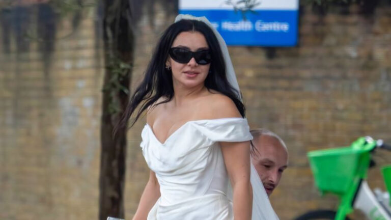 Charli XCX se unirá al elenco de 