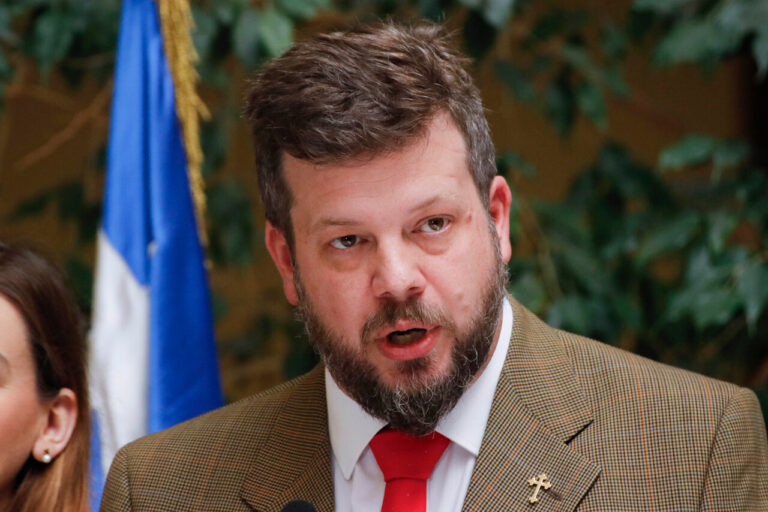 Kaiser critica al gobierno por campaña de Bachelet a la ONU y arremete contra expresidenta: 