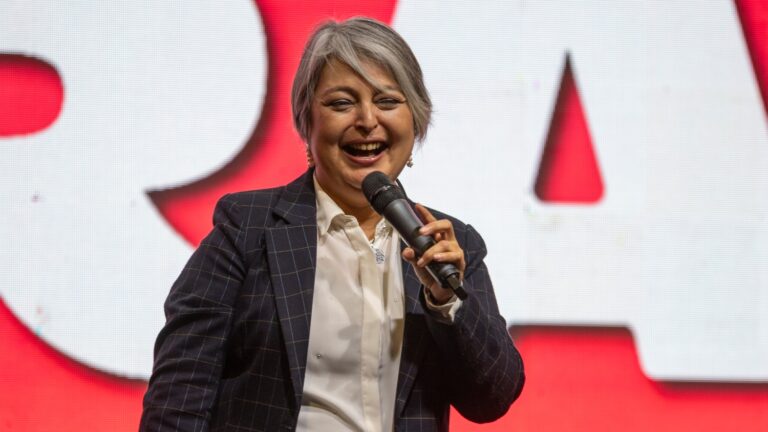 Jeannette Jara consolida liderato en primera vuelta pero enfrenta escenarios complejos en balotaje