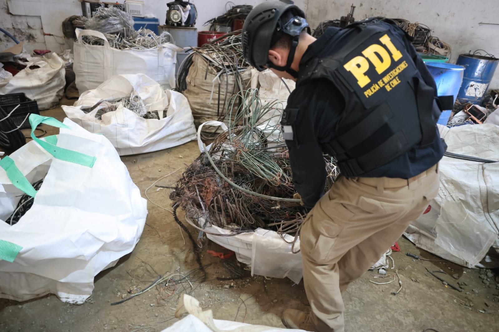 San Joaquín: PDI incautó 280 kilos de cables de cobre robados en empresa y detuvo a una persona/PDI