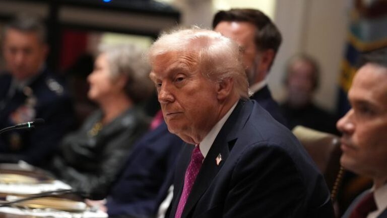 Trump afirma que Maduro le ha ofrecido 