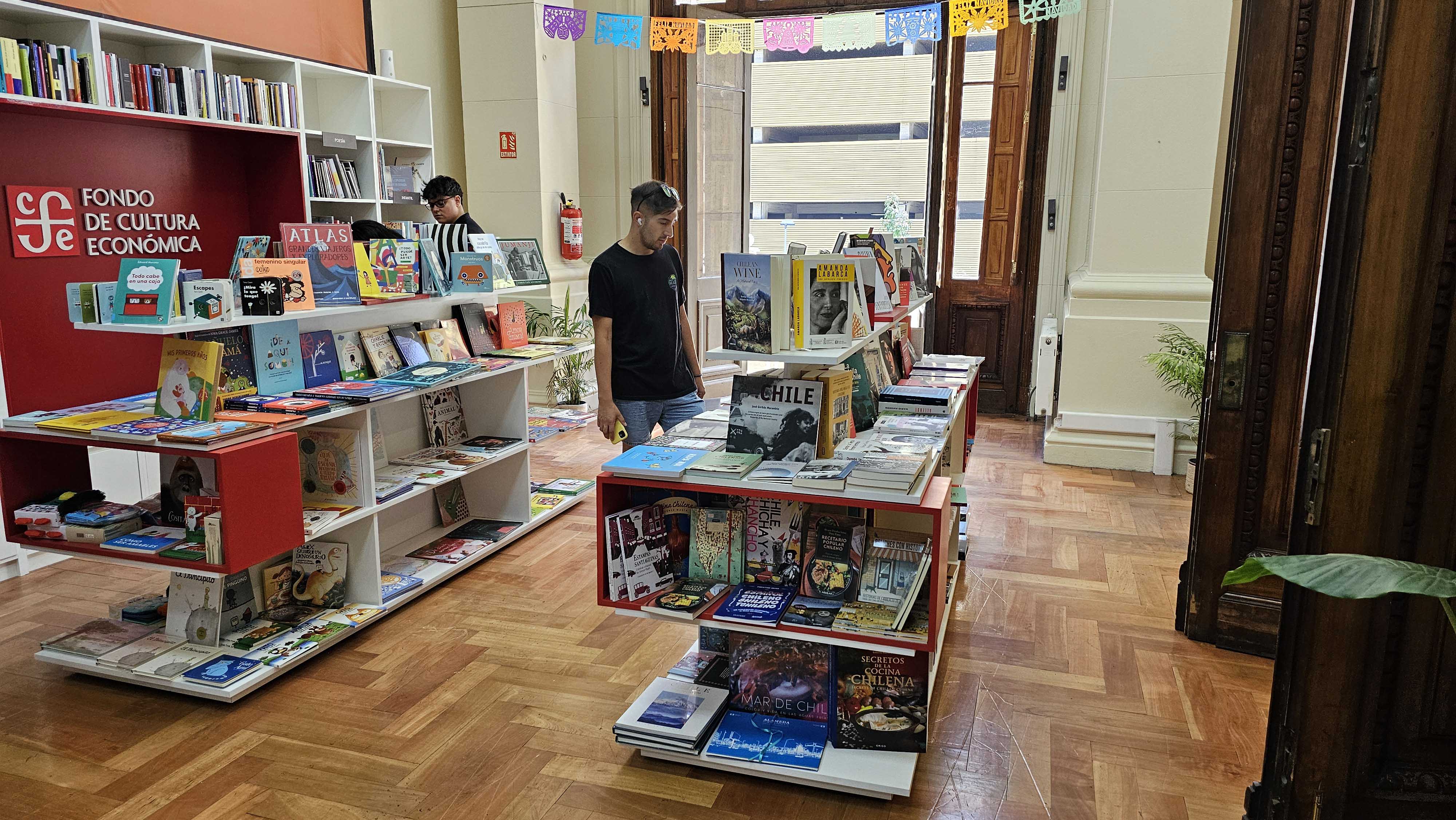 A partir de octubre: Biblioteca Nacional volverá a abrir los días sábado/Biblioteca Nacional 