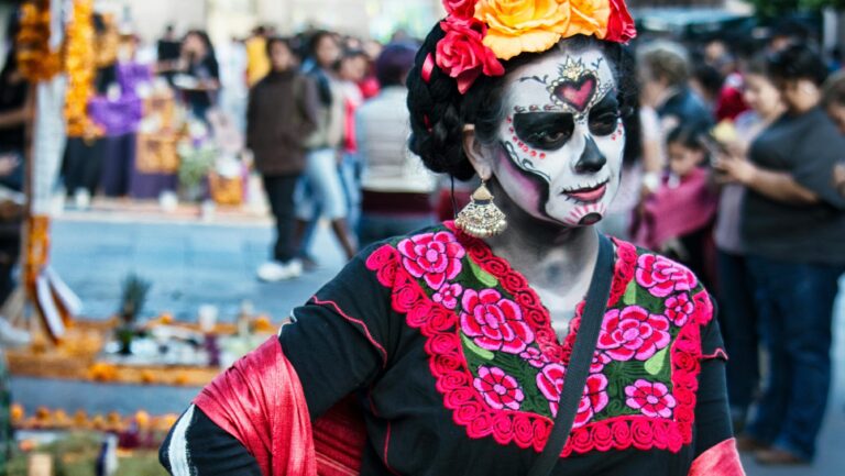 Día de Muertos, el colorido evento que se realiza en el Parque Santa Rosa de Apoquindo este 1 y 2 de noviembre