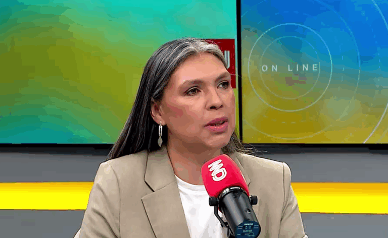Barbara Figueroa desmiente supuesta petición del PC de indultar a Hernández Norambuena: “No es real, no existe ninguna solicitud”