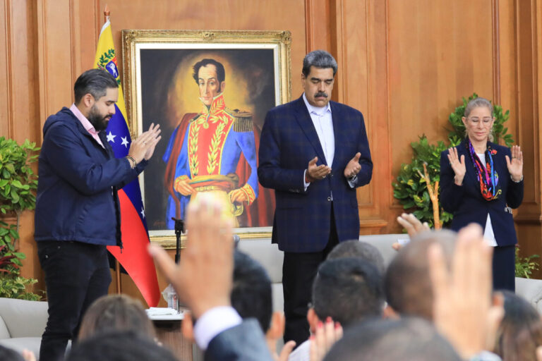 Nicolás Maduro declara a Jesucristo como “dueño” de Venezuela en medio de tensiones con Estados Unidos