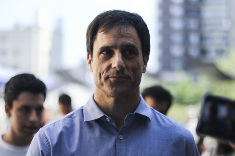 Silva afirma que Parisi no tiene 