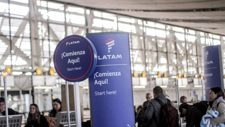 LATAM cancela algunos vuelos programados por inicio de la huelga del Sindicato de Pilotos