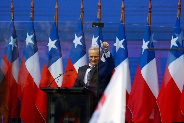 José Antonio Kast pasa a la segunda vuelta presidencial y se impone a Kaiser y Matthei en la “primaria de la derecha”