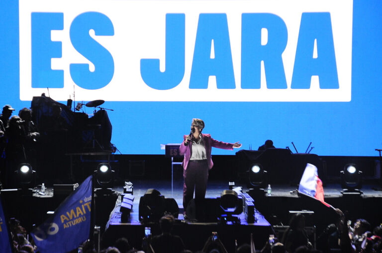 Comando de Jeannette Jara confirma renuncia de Darío Quiroga como coordinador estratégico